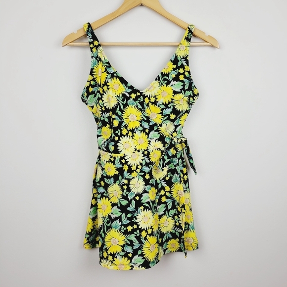Old Navy Sunflower Print V-Neck Wrap-Front Swimdress Size XS Side Tie Wrap Skirt - Picture 3 of 10